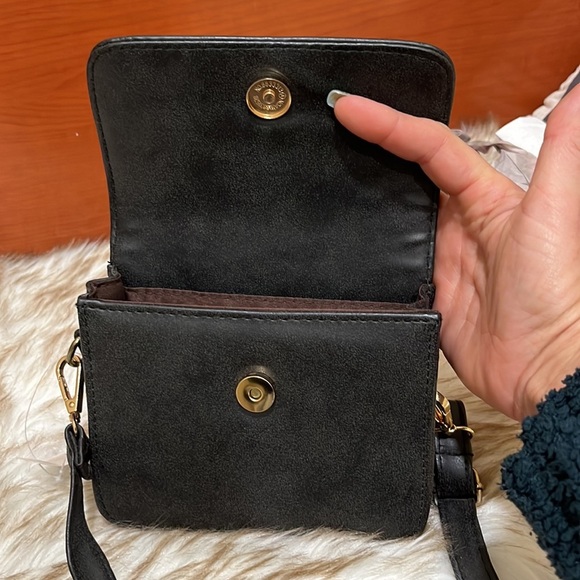 Adorable little bag with crystal accents.  NEW!! - Picture 4 of 5